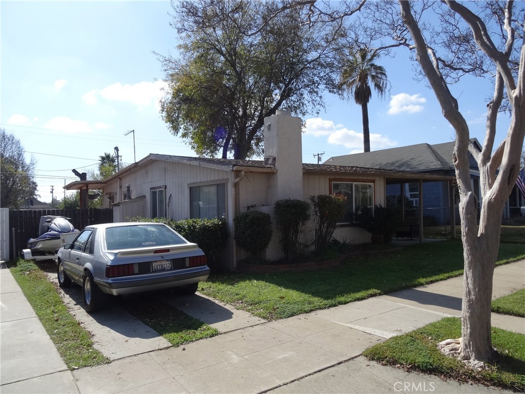 216 West 3rd Street San Dimas, CA 91773 - Photo 3 of 16