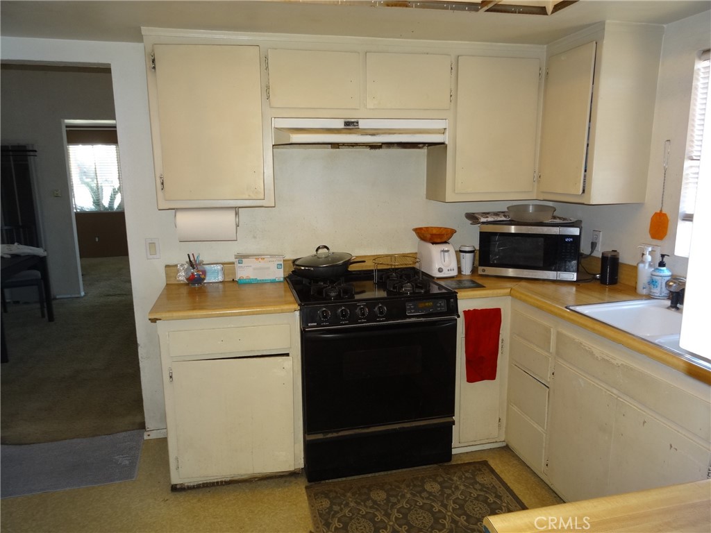 216 West 3rd Street San Dimas, CA 91773 - Photo 7 of 16