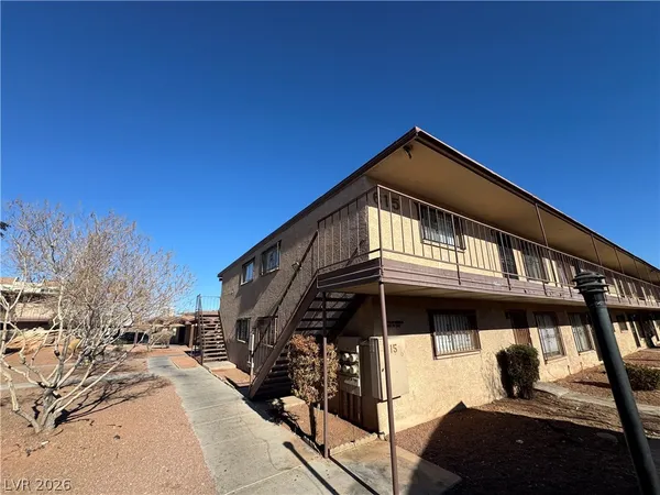 $750 | 615 South Royal Crest Circle, Unit 11, Las Vegas, NV 89169