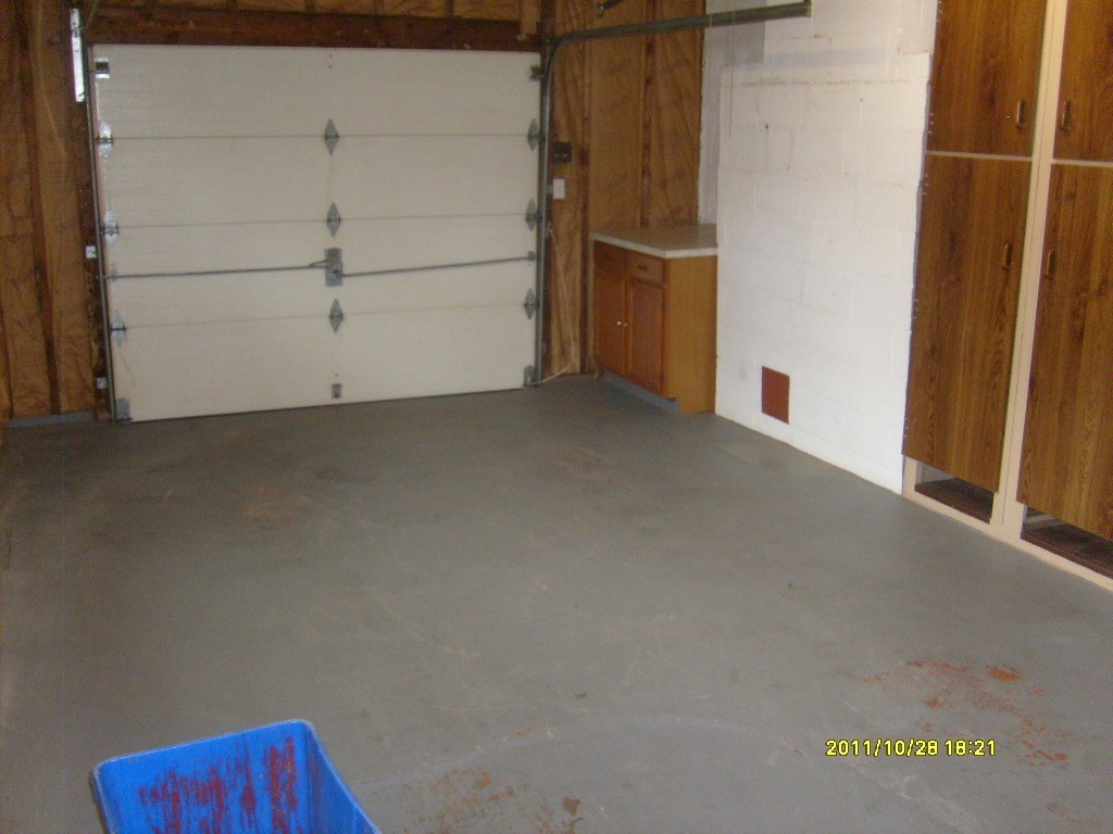 4 Alvero Road Coventry, RI 02816 - Photo 25 of 35