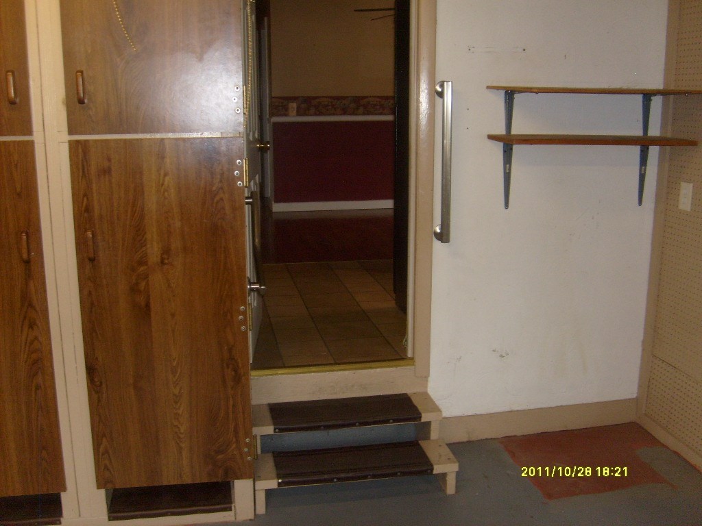 4 Alvero Road Coventry, RI 02816 - Photo 26 of 35