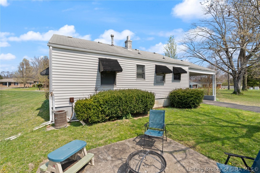 115 Spickert Knob Road New Albany, IN 47150 - Photo 24 of 44