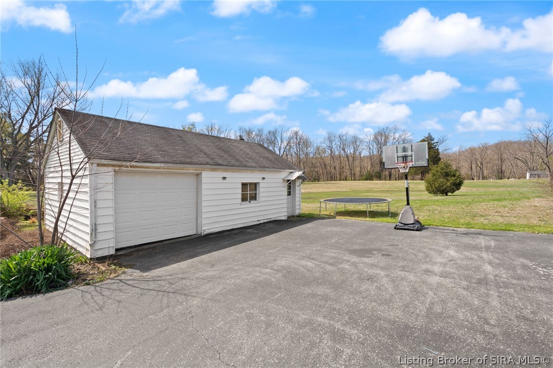 115 Spickert Knob Road New Albany, IN 47150 - Photo 25 of 44