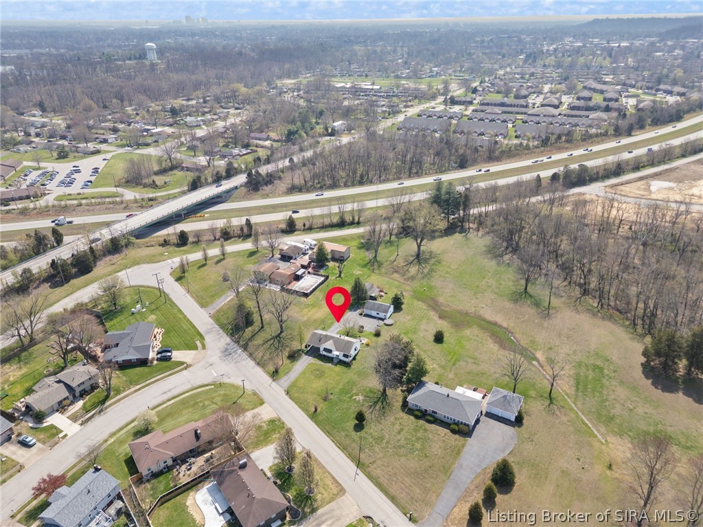 115 Spickert Knob Road New Albany, IN 47150 - Photo 4 of 44