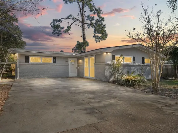 $199,900 | 1802 17th Street, Lake Charles, LA 70601