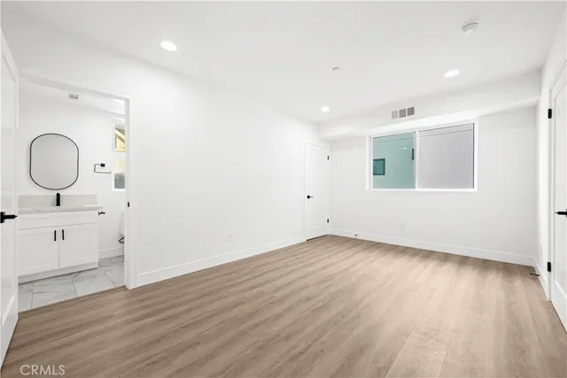 $4,475 | 6704 Kester Avenue, Van Nuys, CA 91405