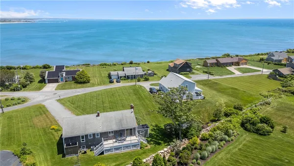 $1,795,000 | 49 Ocean Drive, Little Compton, RI 02837
