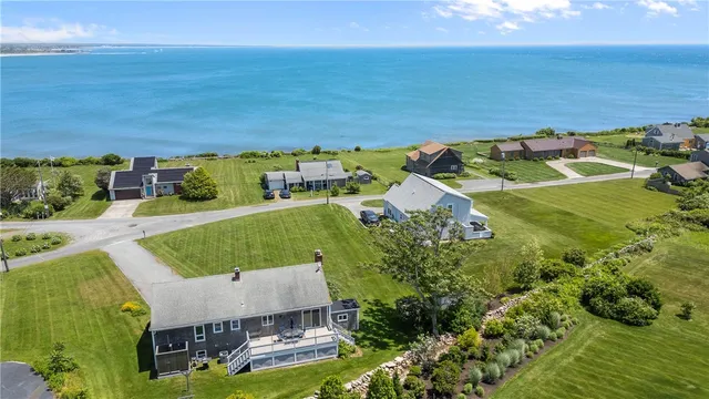 $1,795,000 | 49 Ocean Drive, Little Compton, RI 02837