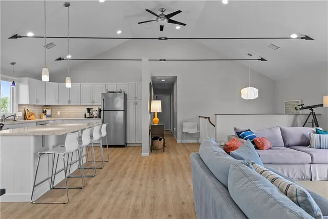 $1,795,000 | 49 Ocean Drive, Little Compton, RI 02837