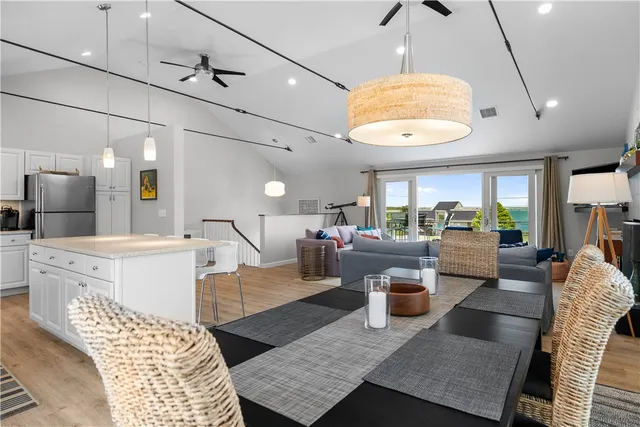 $1,795,000 | 49 Ocean Drive, Little Compton, RI 02837