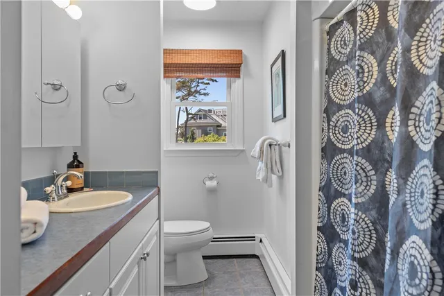 $1,795,000 | 49 Ocean Drive, Little Compton, RI 02837