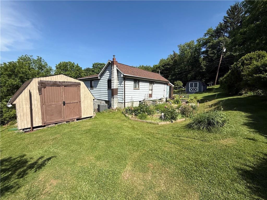 527 Center New Texas Road Pittsburgh, PA 15239 - Photo 7 of 26 Gallery Image 7
