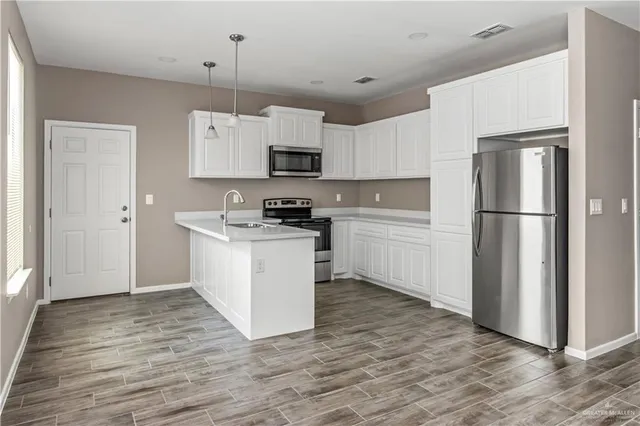 $1,050 | 1314 Beverly Avenue, Unit 2, Weslaco, TX 78596