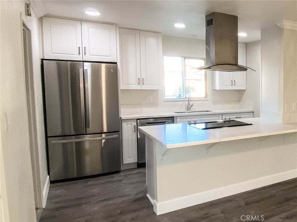 19311 Waterbury Lane Huntington Beach, CA 92646 - Photo 8 of 9