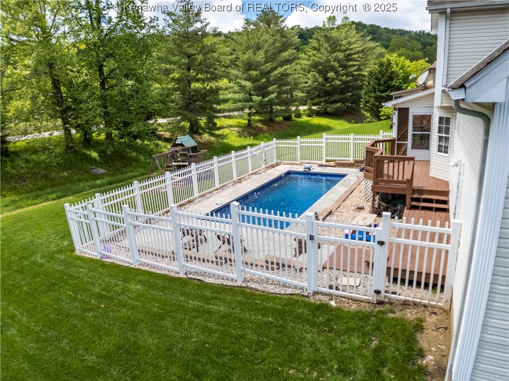 140 Waterside Circle Winfield, WV 25213 - Photo 8 of 50 Gallery Image 8