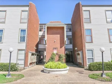 $98,900 | 1161 Lake Avenue, Unit 308, Metairie, LA 70005