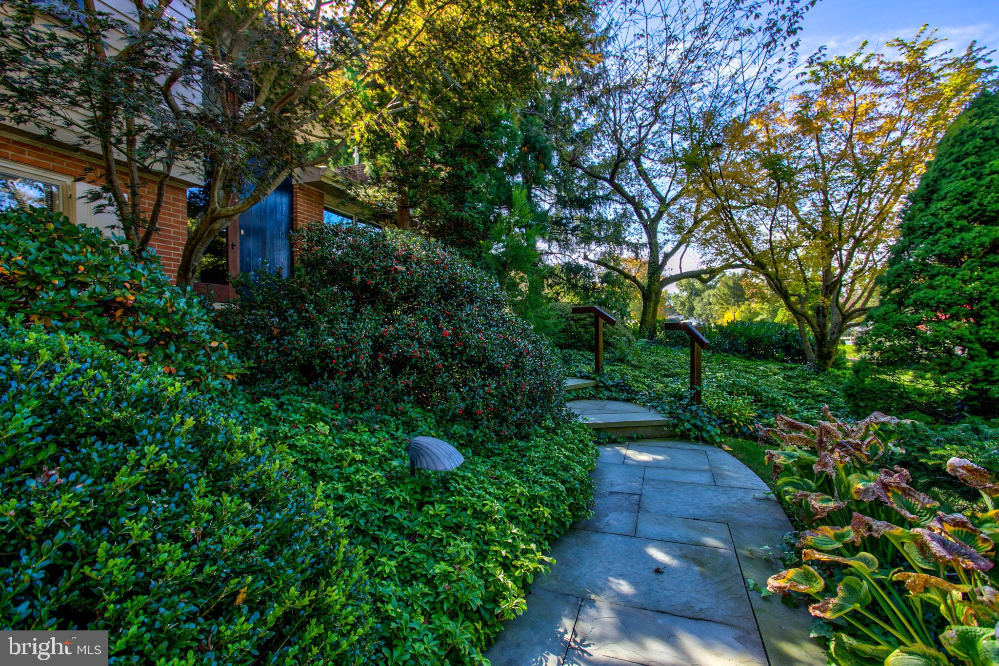 815 Dorsea Road Lancaster, PA 17601 - Photo 4 of 79 Gallery Image 4