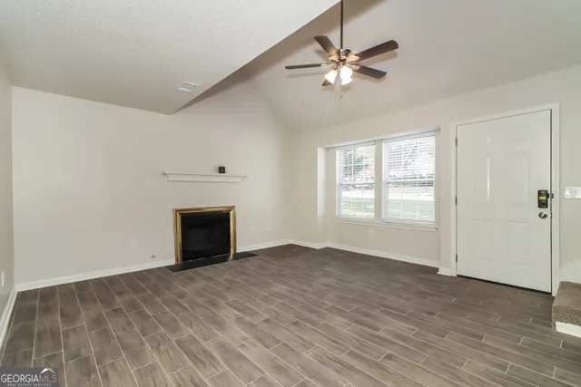 $1,990 | 7073 Stonecreek Drive, Douglasville, GA 30134