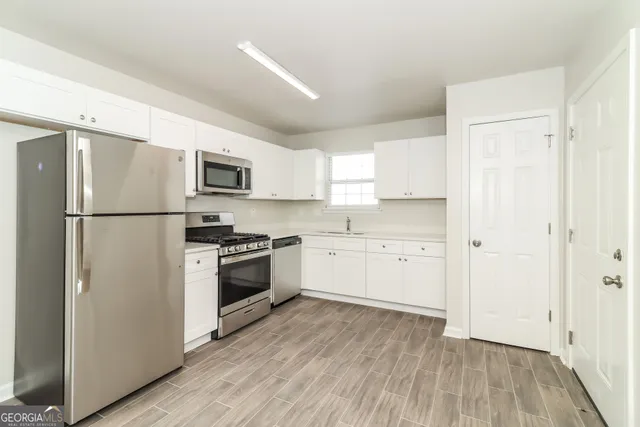 $1,990 | 7073 Stonecreek Drive, Douglasville, GA 30134