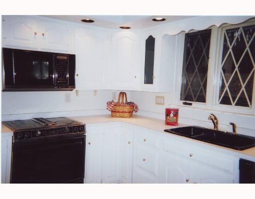 135 Bocktown Road Crescent, PA 15046 - Photo 2 of 8 Kitchen.