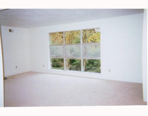 135 Bocktown Road Crescent, PA 15046 - Photo 4 of 8 Living Room.