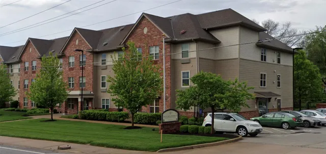 $849 | 7550 Page Avenue, St. Louis, MO 63133