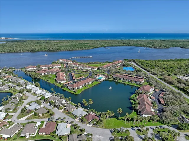$529,000 | 6102 Southeast Landing Way, Unit 2, Stuart, FL 34997