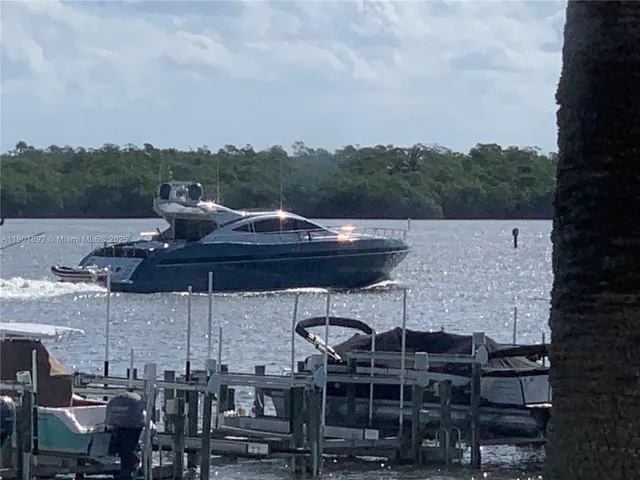 $529,000 | 6102 Southeast Landing Way, Unit 2, Stuart, FL 34997