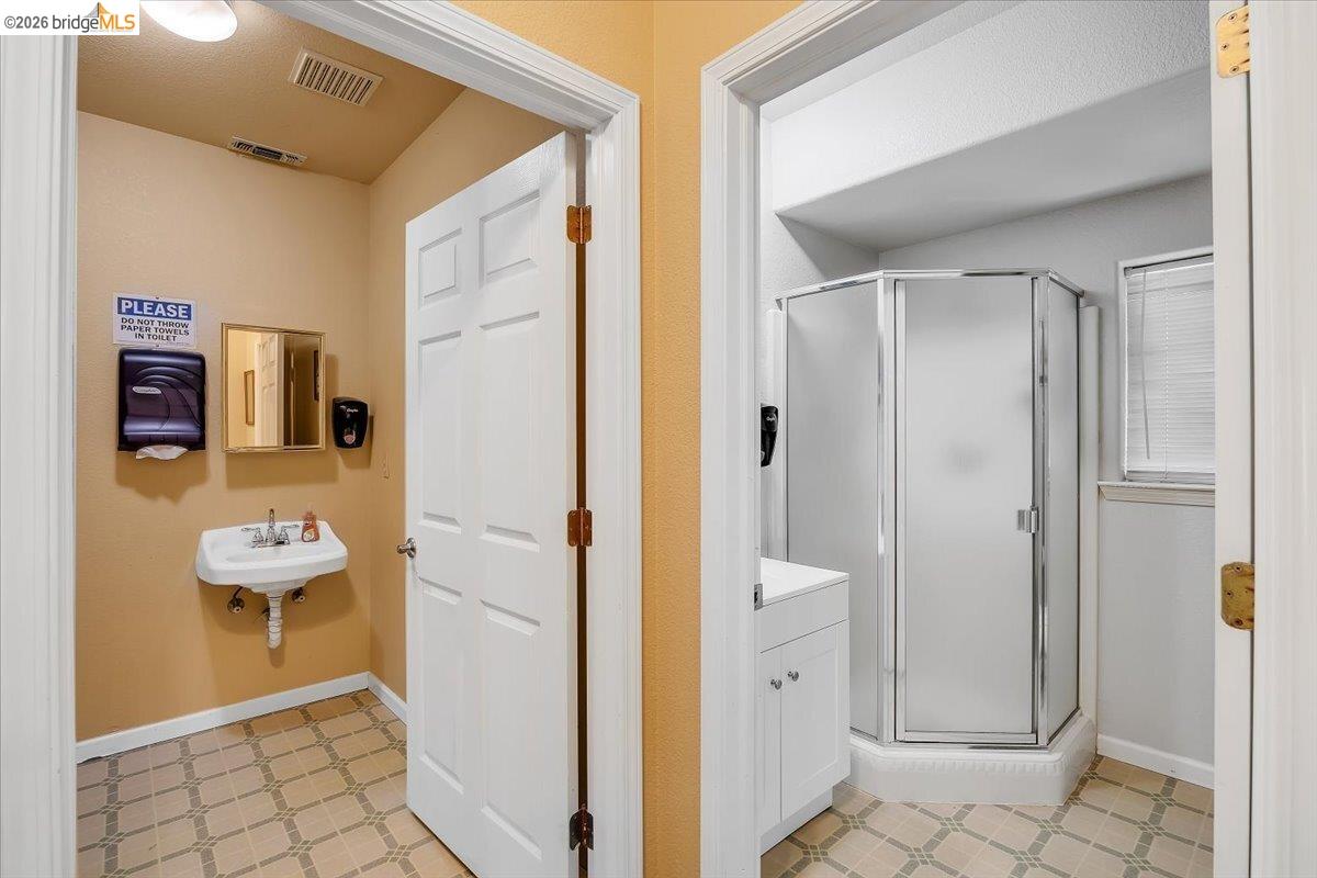 22732 Middle Camp Road Sonora, CA 95370 - Photo 15 of 56 Gallery Image 15
