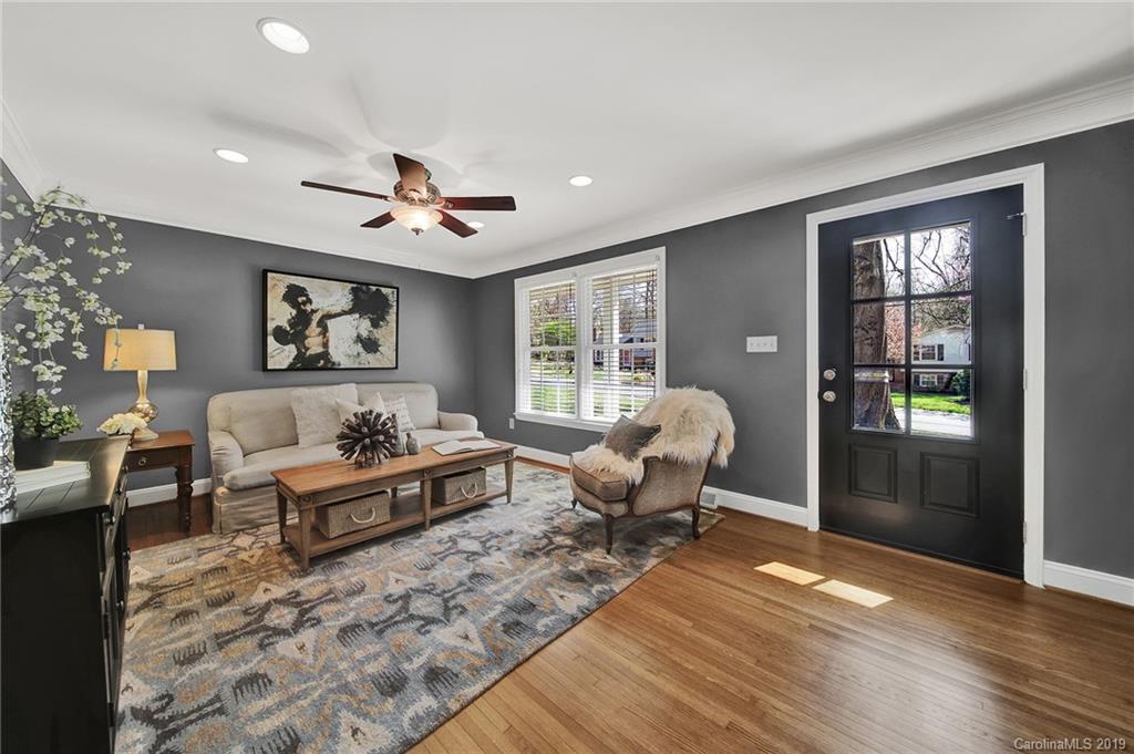2911 Spring Valley Road Charlotte, NC 28210 - Photo 3 of 31 Gallery Image 3