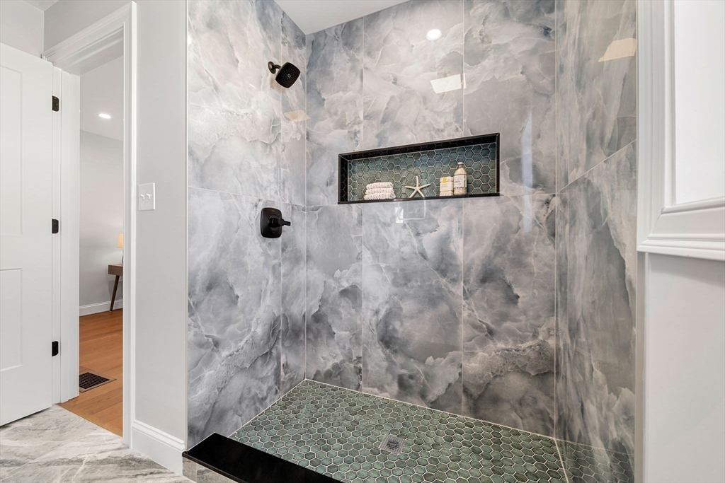 52 Lundberg Street Lowell, MA 01852 - Photo 20 of 42