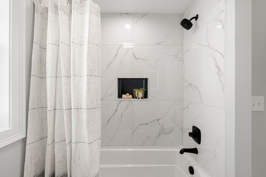 52 Lundberg Street Lowell, MA 01852 - Photo 23 of 42