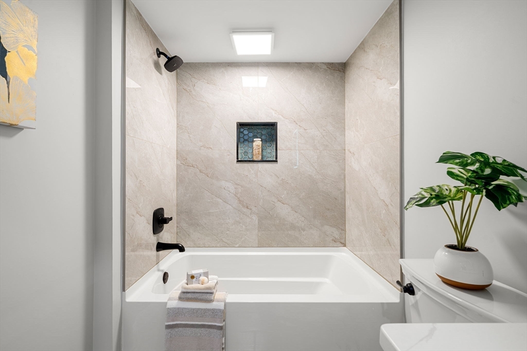 52 Lundberg Street Lowell, MA 01852 - Photo 30 of 42