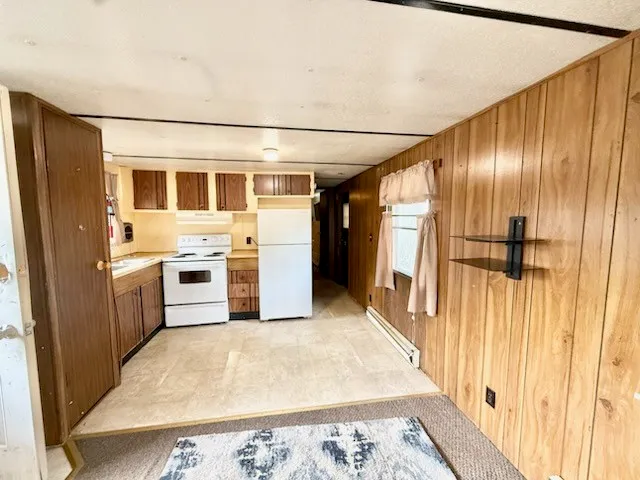 $40,000 | 836 Forest Park, Middletown, RI 02842