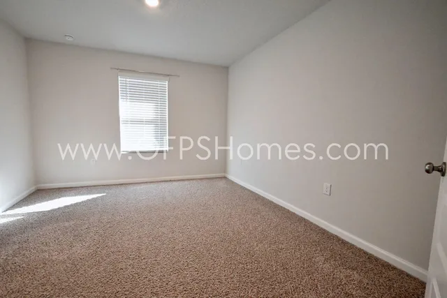 $1,995 | 4664 Honor Guard Way, Crestview, FL 32539