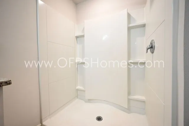 $1,995 | 4664 Honor Guard Way, Crestview, FL 32539