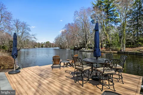 $1,200,000 | 169 Algonquin Trail, Medford Lakes, NJ 08055