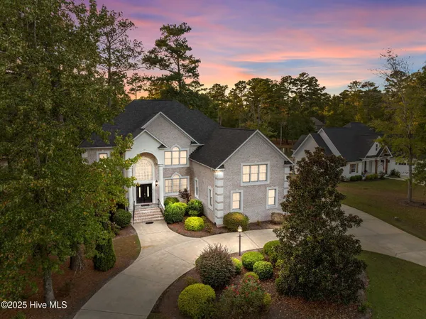 $999,000 | 119 Cape Fear Drive, Chocowinity, NC 27817