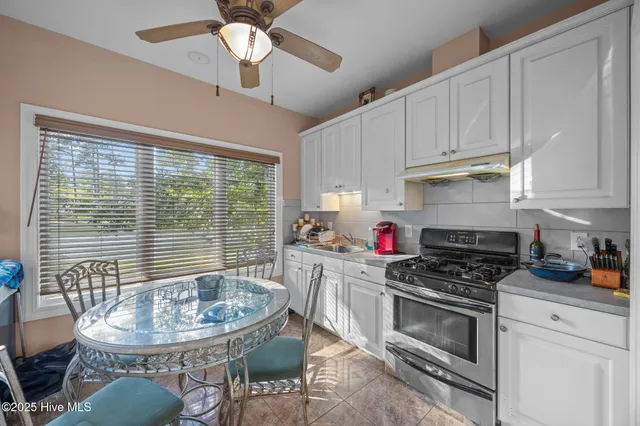 $999,000 | 119 Cape Fear Drive, Chocowinity, NC 27817