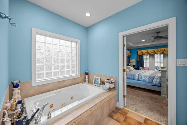 $999,000 | 119 Cape Fear Drive, Chocowinity, NC 27817