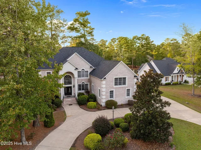 $999,000 | 119 Cape Fear Drive, Chocowinity, NC 27817