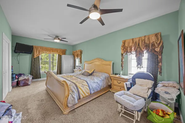 $999,000 | 119 Cape Fear Drive, Chocowinity, NC 27817