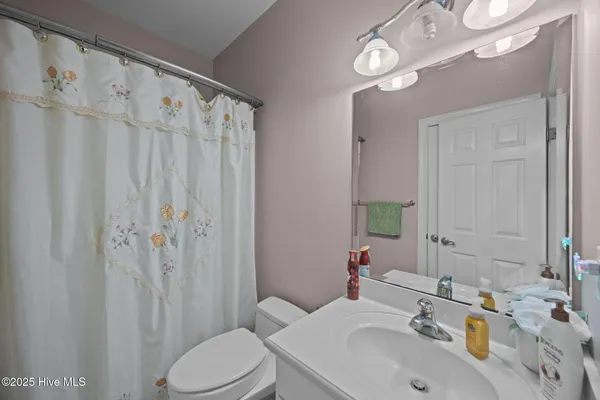 $999,000 | 119 Cape Fear Drive, Chocowinity, NC 27817