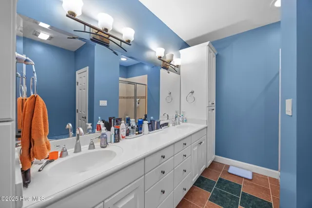 $999,000 | 119 Cape Fear Drive, Chocowinity, NC 27817