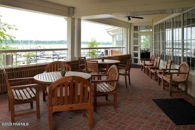 $999,000 | 119 Cape Fear Drive, Chocowinity, NC 27817