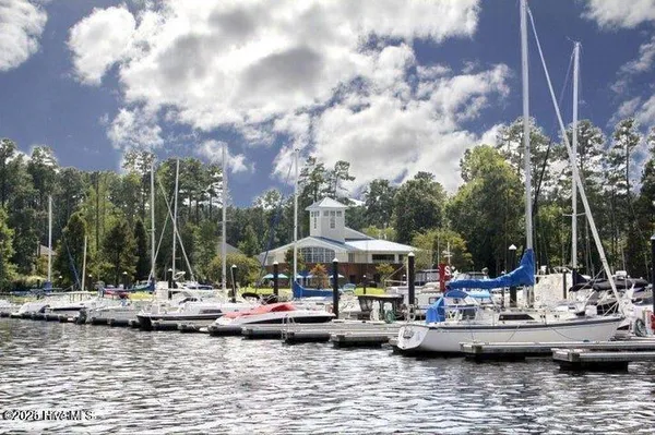 $999,000 | 119 Cape Fear Drive, Chocowinity, NC 27817