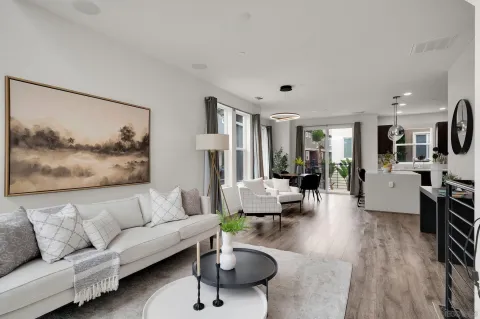 $1,100,000 | 2432 Via Alta, San Diego, CA 92108