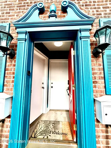 $759,000 | 71 Dongan Avenue | Castleton Corners