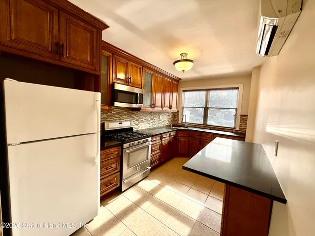 $759,000 | 71 Dongan Avenue | Castleton Corners