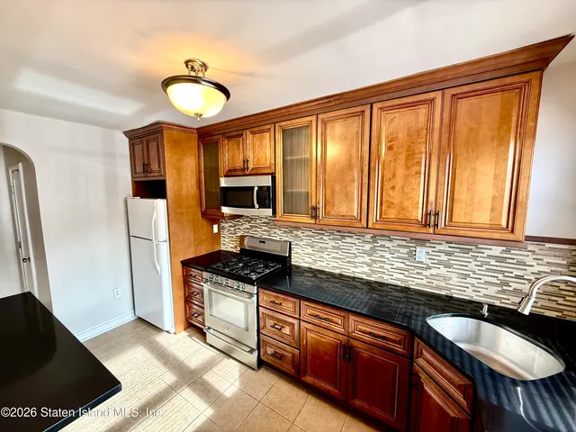 $759,000 | 71 Dongan Avenue | Castleton Corners